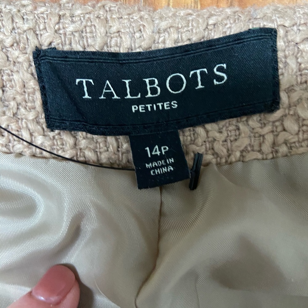 Talbots light jacket - Picture 3 of 8